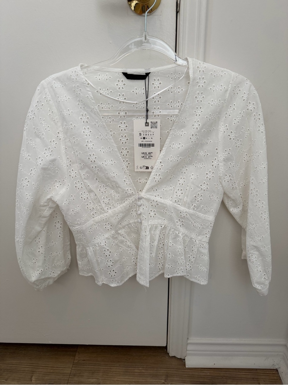Zara White Eyelet Peplum V-Neck Top size S